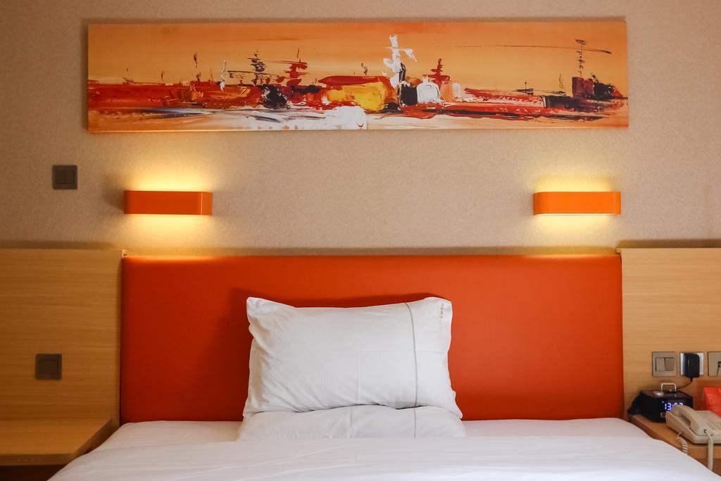 7Days Premium Guangzhou Tianhe Shipaiqiao Hotel Exterior foto