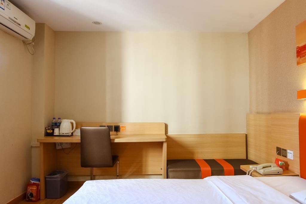 7Days Premium Guangzhou Tianhe Shipaiqiao Hotel Exterior foto